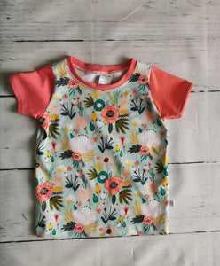 T-Shirt fleurs éclatantes